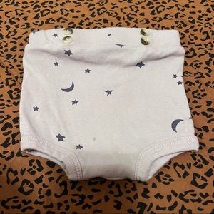 Kate Quinn 6-12 Stars and Moon Bloomer